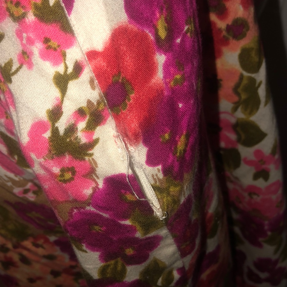 Dress - Picture 6 of 7